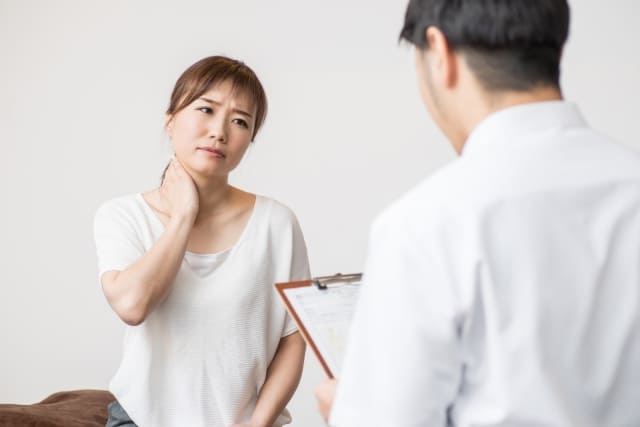 寝違え